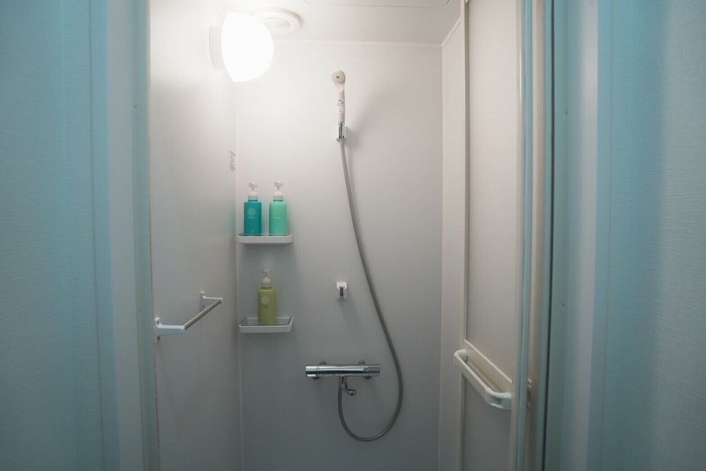 Basic Shared Dormitory, Women only, Non Smoking photo 2