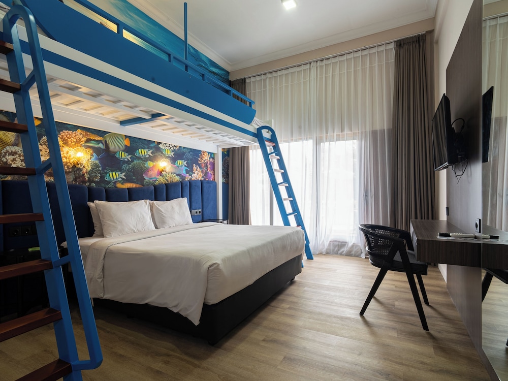 Family Ocean Room