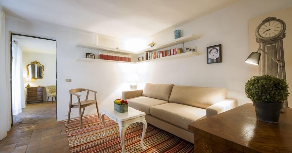 Apartment, 1 Bedroom, Kitchen (Location: Via dei Coverelli 12 )