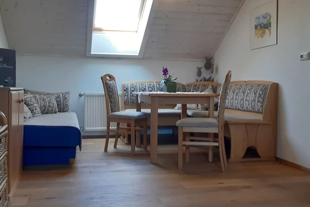 Apartment (Sonnenblume)