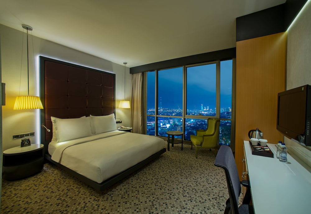 Available room