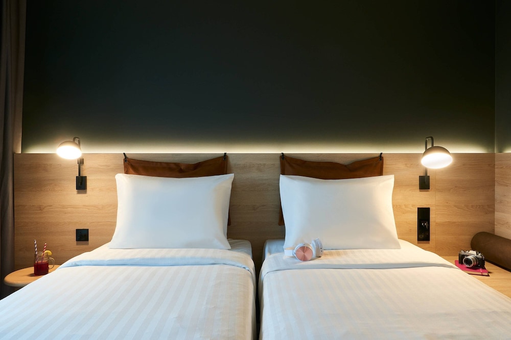 Room, 2 Twin Beds - Photo 3