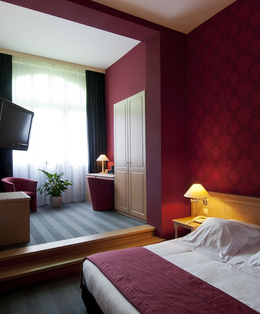 Premium Double or Twin Room photo 1
