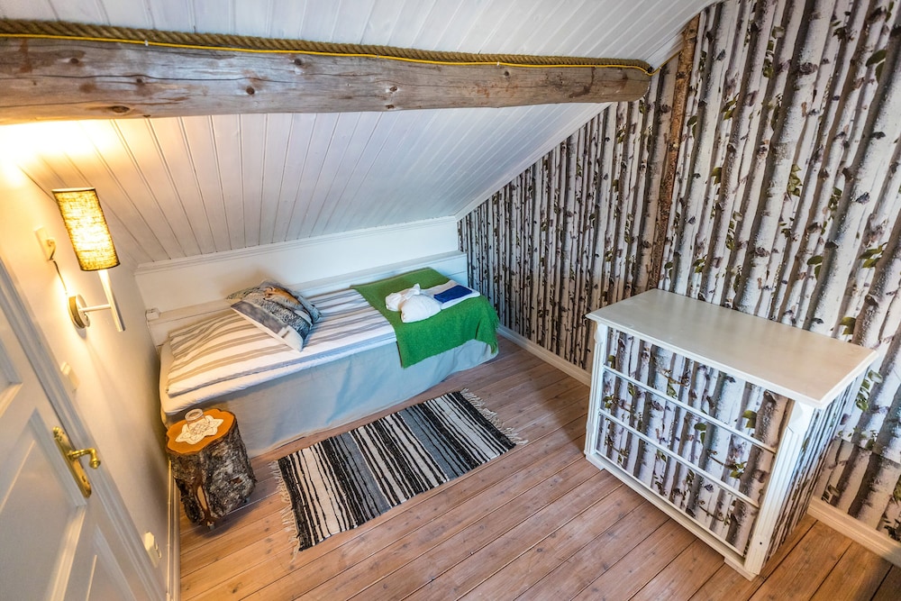 Double Room, Shared Bathroom photo 2