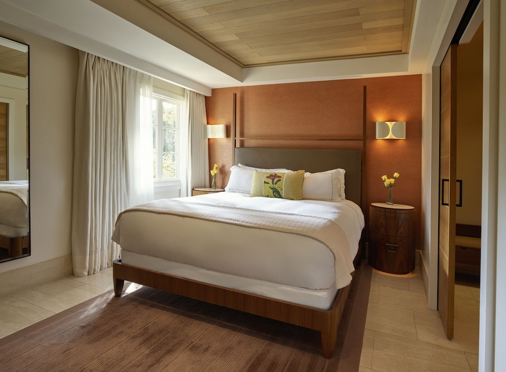Canyon Suite with Plunge Pool & Fireplace
