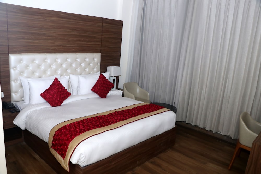 Standard Room, 1 King Bed, Non Smoking
