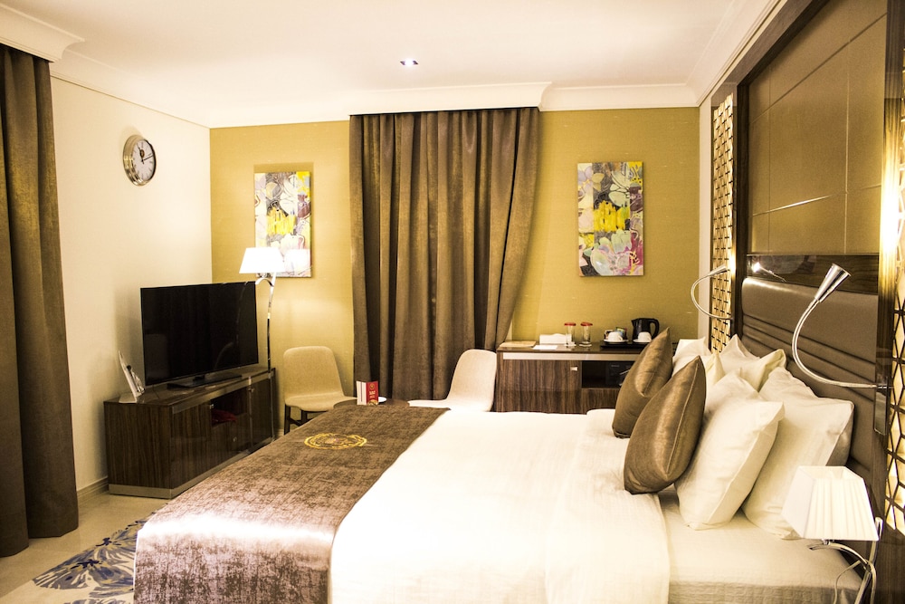 Deluxe Room - Photo 1