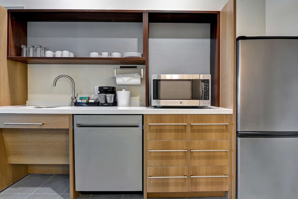 Studio, 2 Queen Beds, Accessible, Bathtub (Mobility & Hearing) - Photo 3