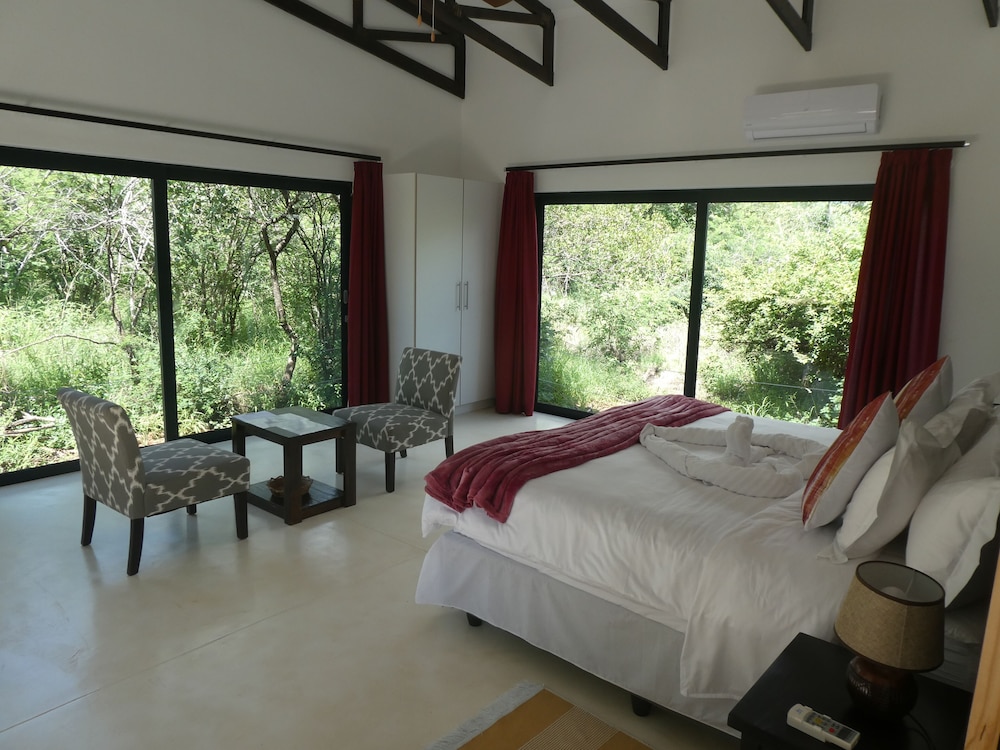Luxury Room photo 1