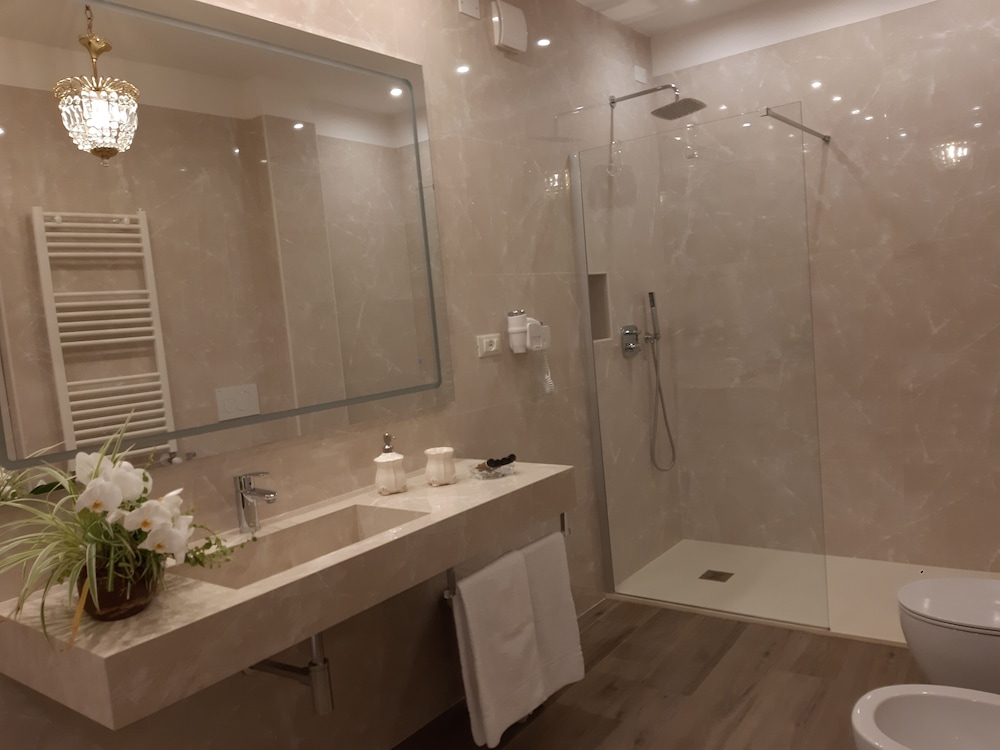 Luxury Studio Suite, Annex Building (Via di murlo, 10/E) photo 2