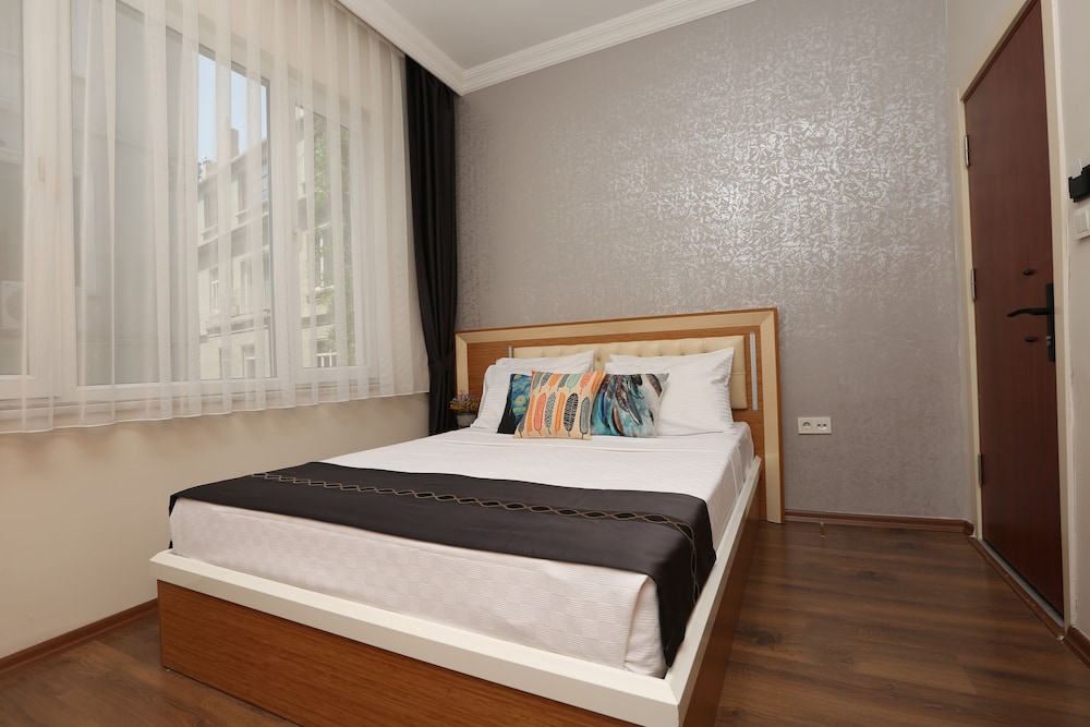 Single Room photo 2