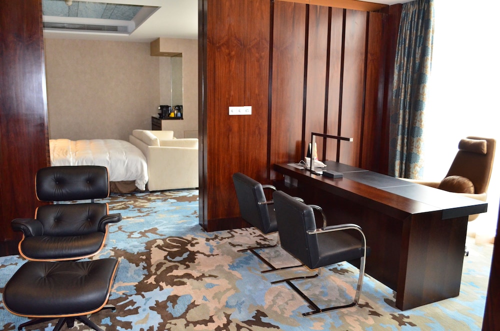 Presidential Suite, 1 Twin Bed photo 3