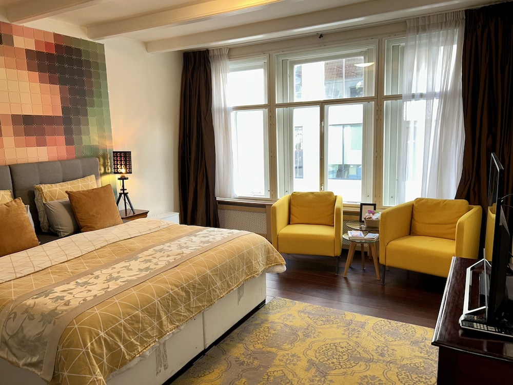 Deluxe Double Room, 1 Queen Bed photo 1