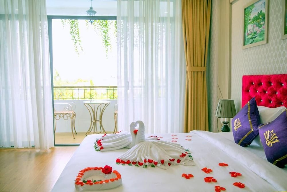 Deluxe Double Room - Photo 10