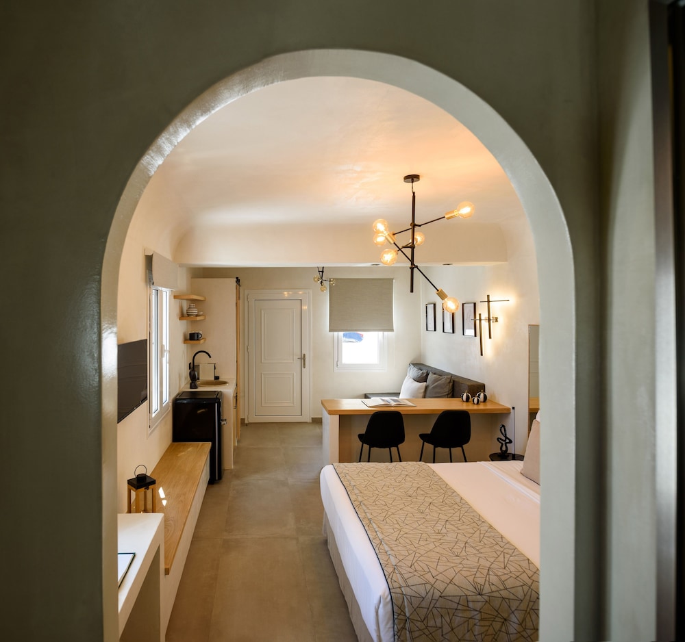Centro Suite with Hot Tub