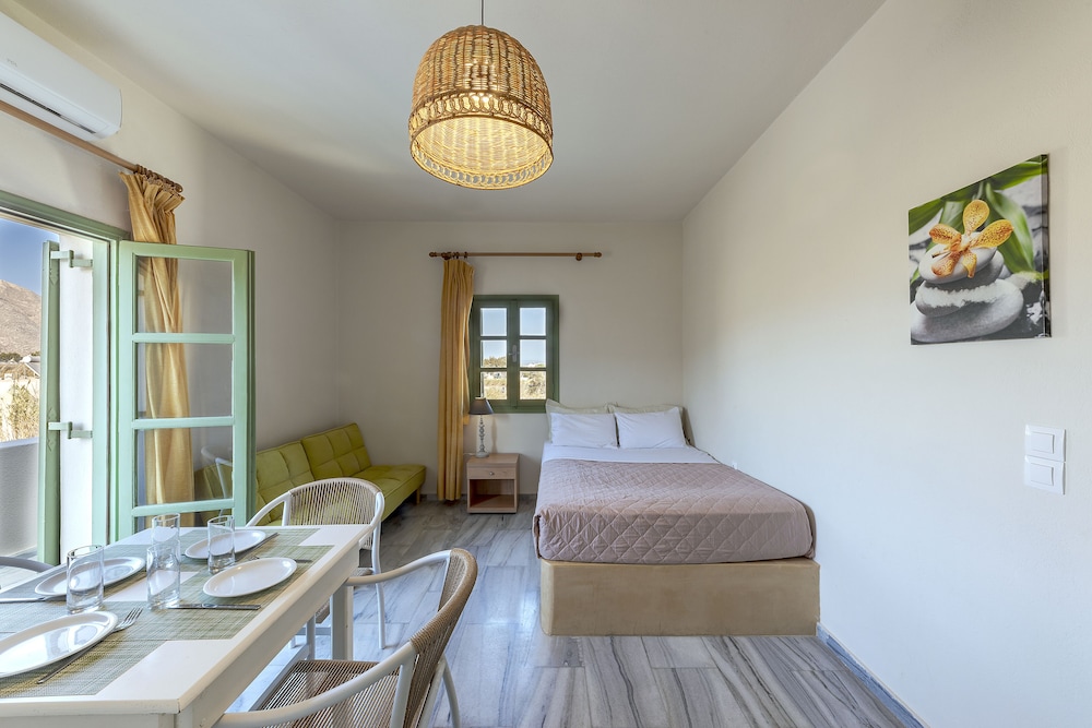 Family Apartment, 1 Bedroom, Garden View
