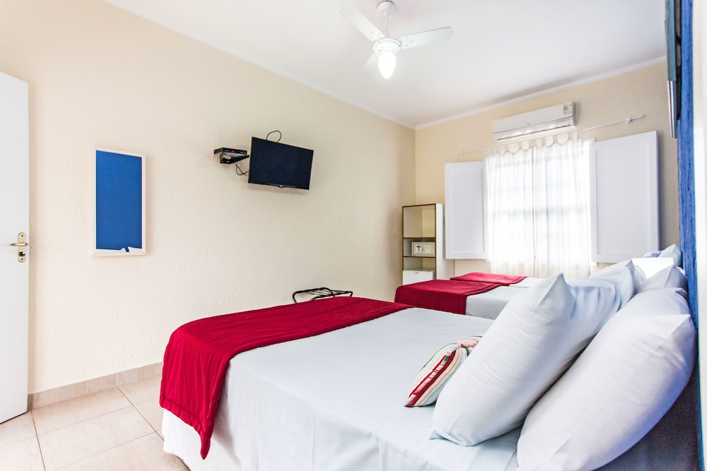 Standard Quadruple Room - Photo 3