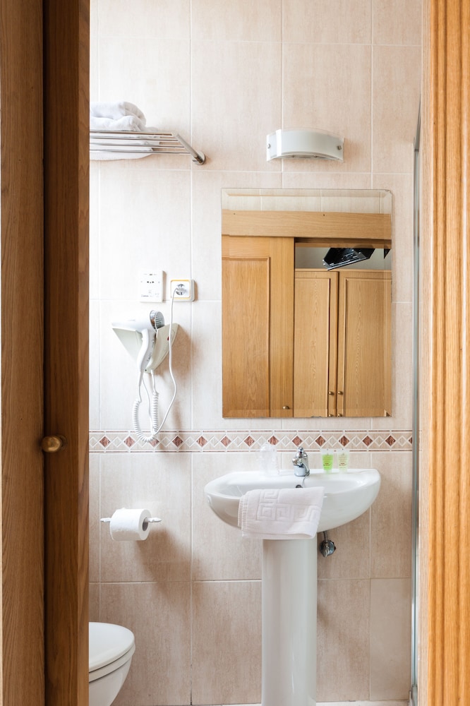 Basic Single Room, Private Bathroom (Ind) photo 2