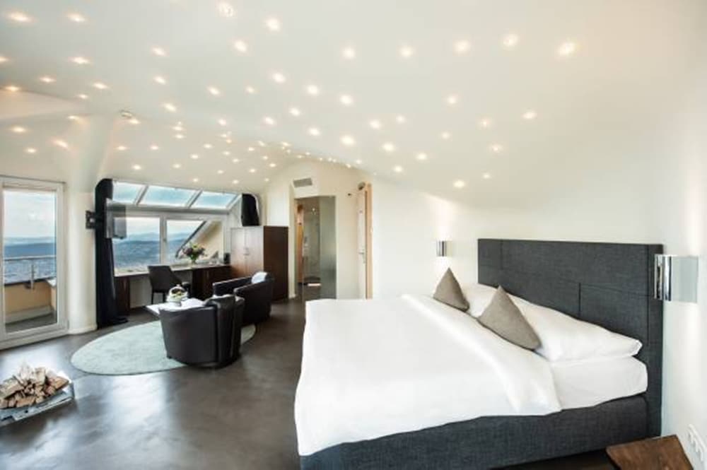 Tower Suite with City View