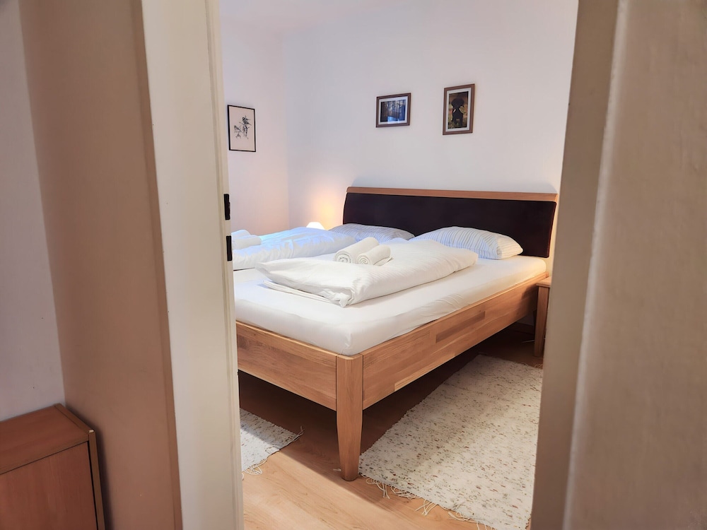 Apartment photo 3