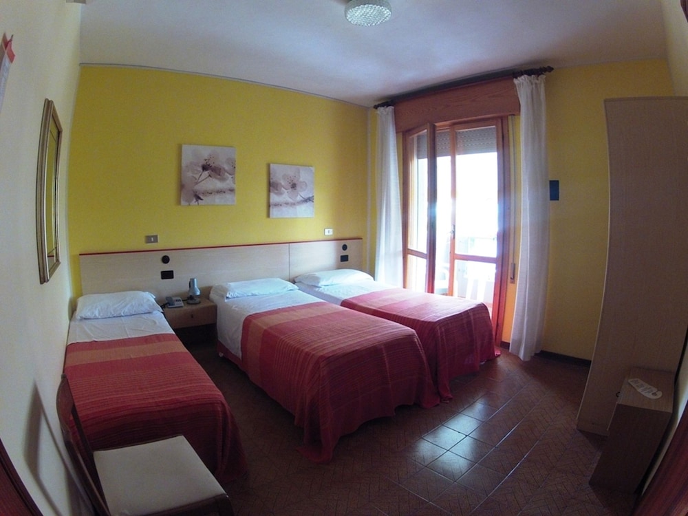 Comfort Triple Room photo 1
