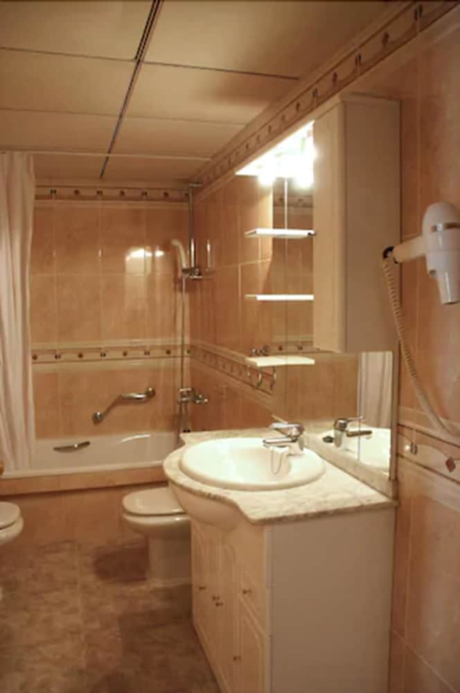 Apartment, 2 Bedrooms photo 3