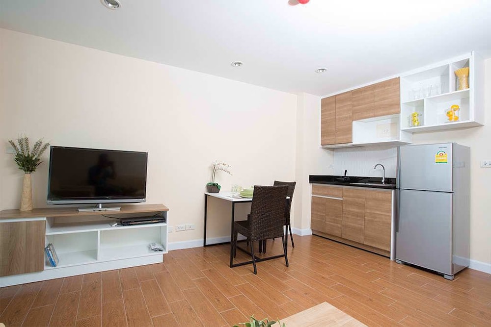 One Bedroom Suite photo 3