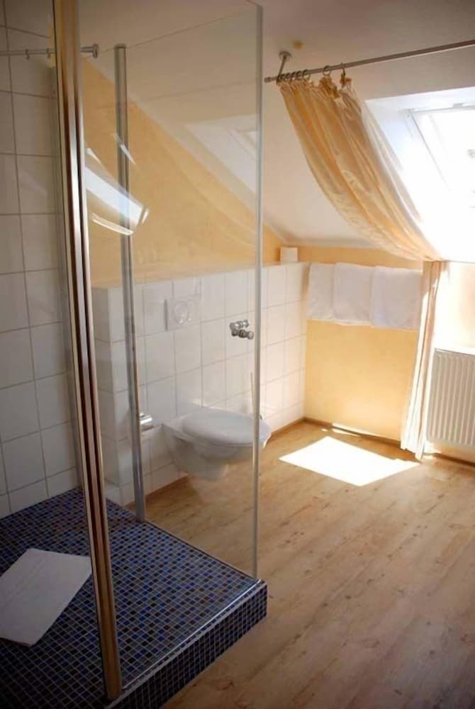 Mobile Home (6) photo 2