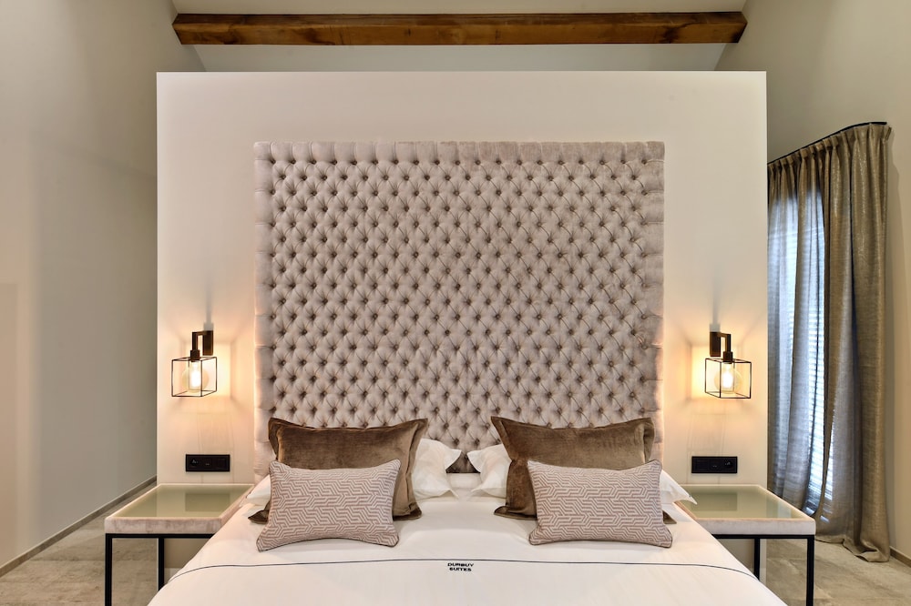 Exclusive Suite