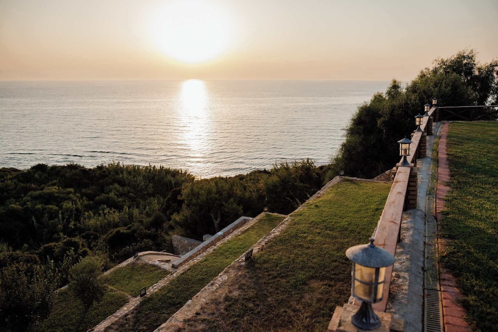 Atlas Villa Beachfront Sea View Escape, Billede 23
