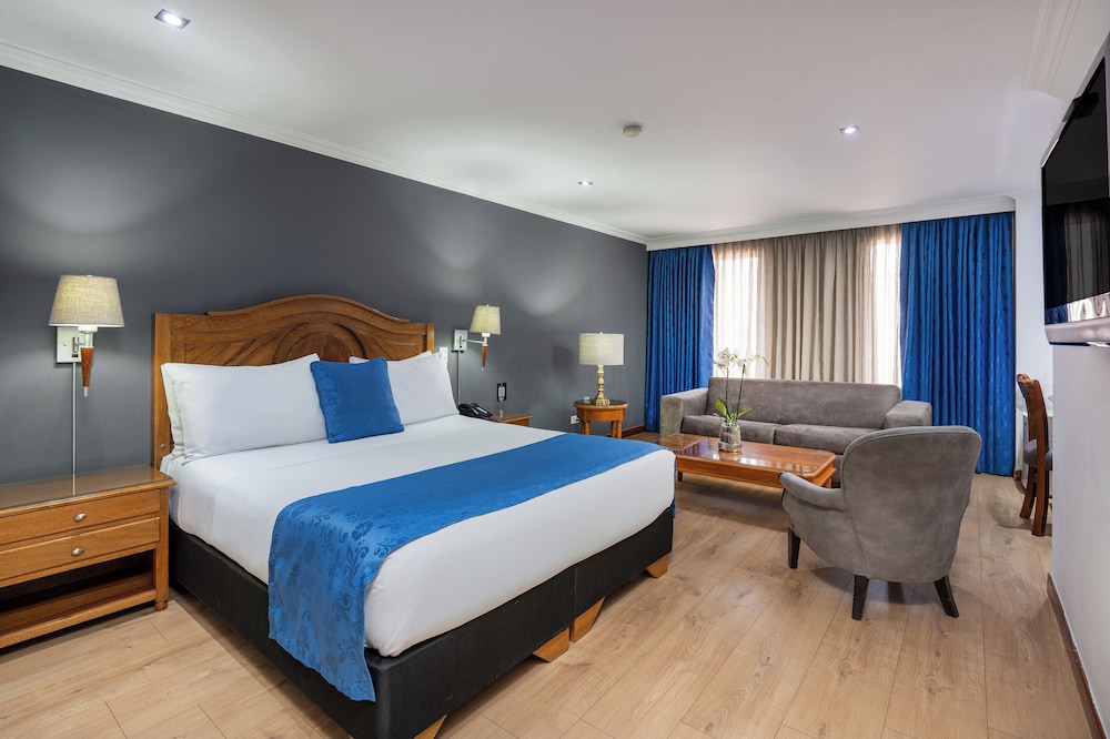 Junior Room, 1 Queen Bed - Photo 12