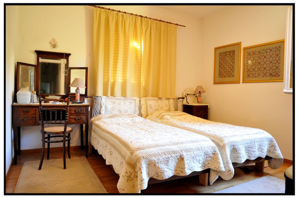 Family Apartment, 2 Bedrooms, Mountain View photo 3