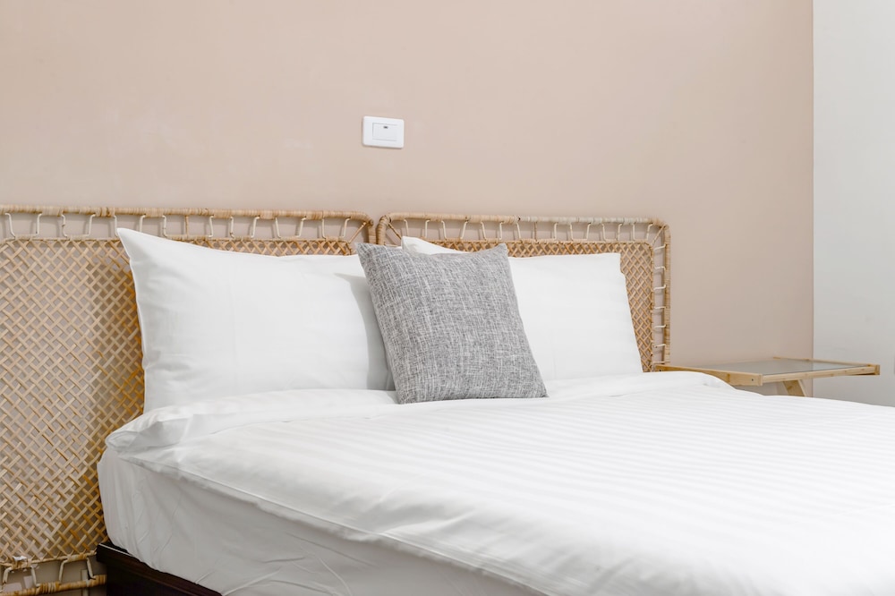 Double Room - No Window - Photo 5