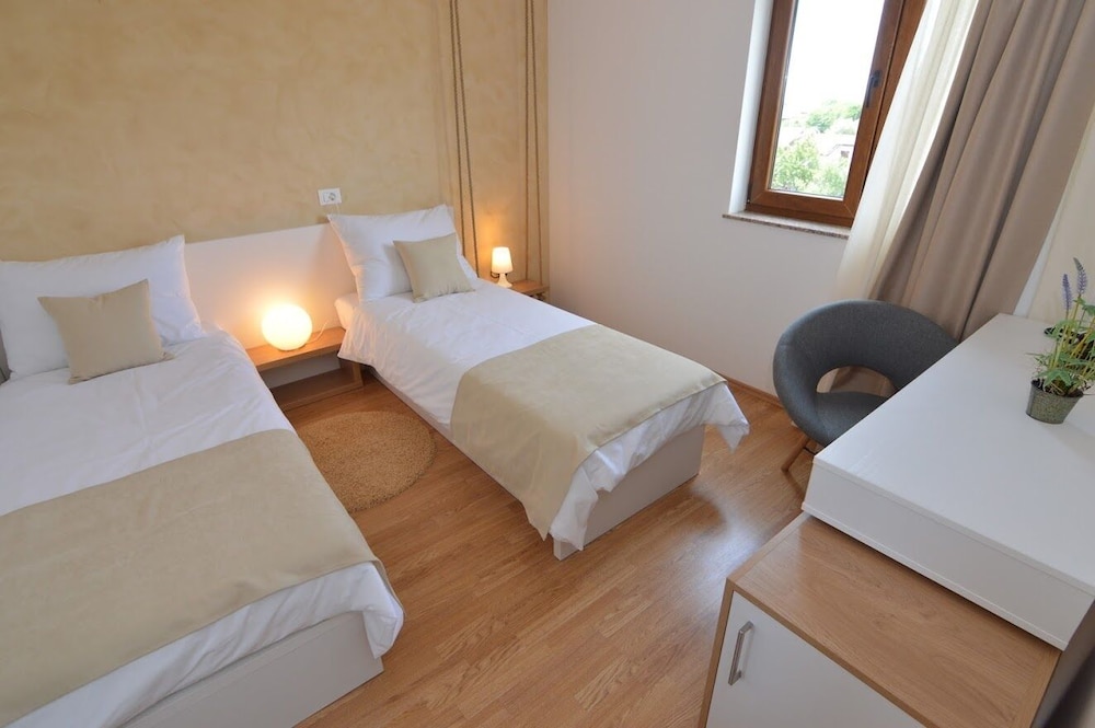 Classic Double or Twin Room photo 1
