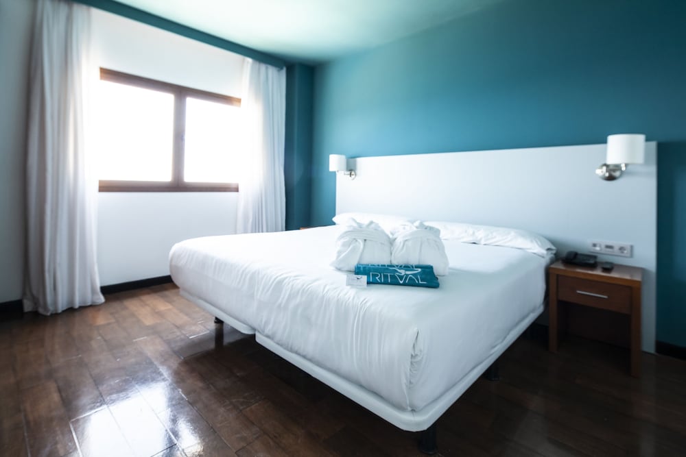 Room, Sea View - Photo 3