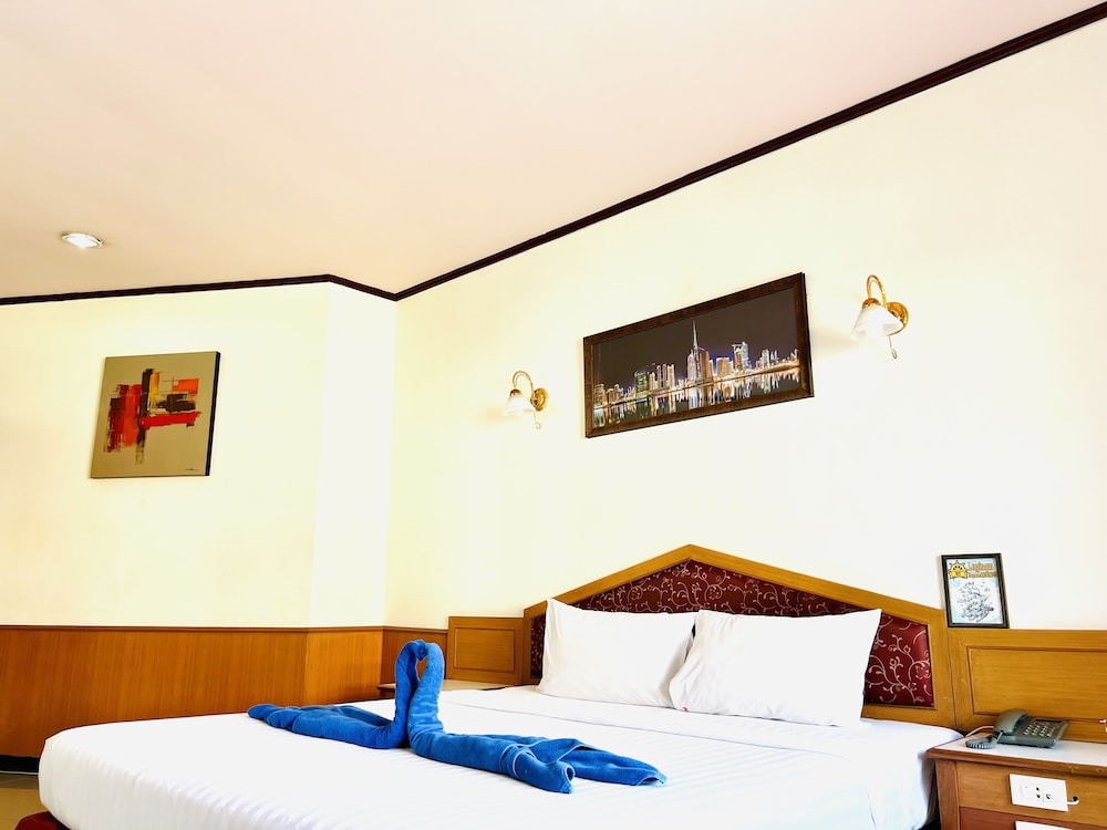 room photo
