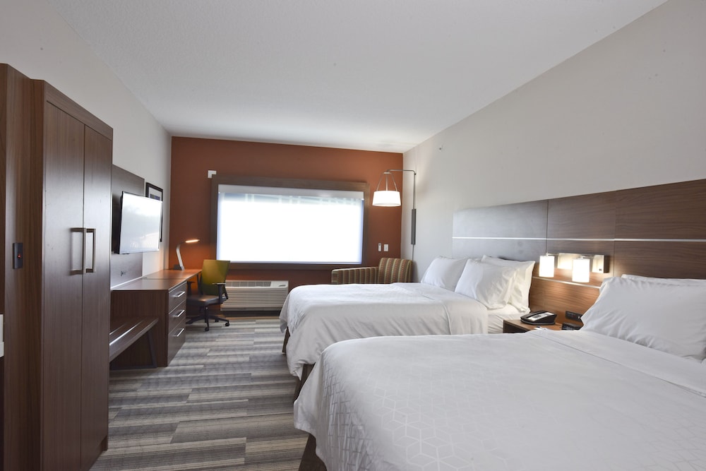 Suite, 1 King Bed with Sofa bed (Additional Living Area)