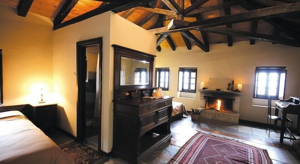 Superior Quadruple Room, Terrace (Castle) photo 1
