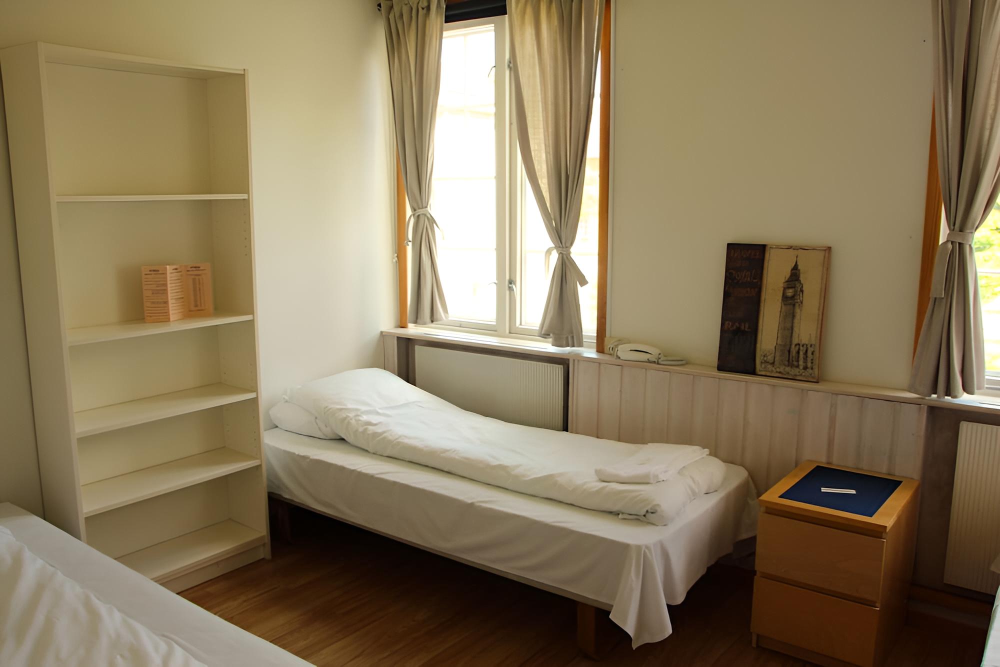 Triple Room, Shared Bathroom photo 2