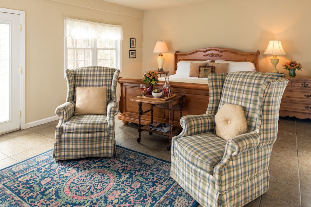 The Kinsale Suite