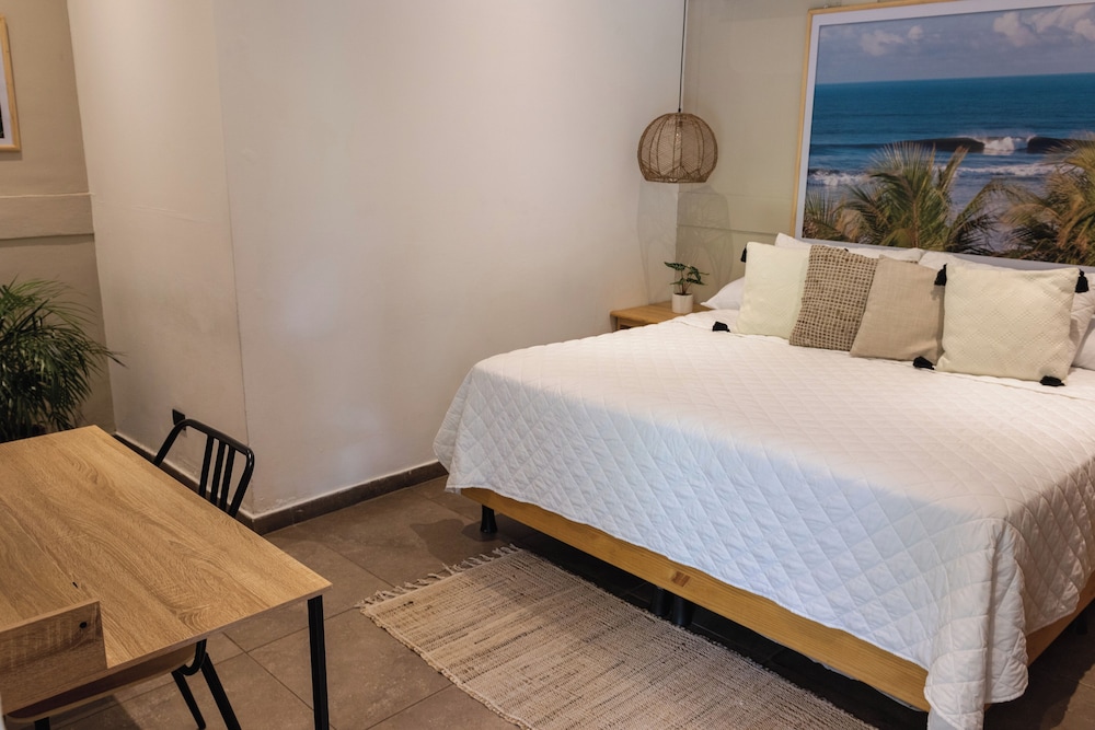 Superior Room, 1 Bedroom, Garden View photo 3
