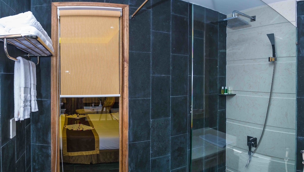 Deluxe Room, Sea View photo 2