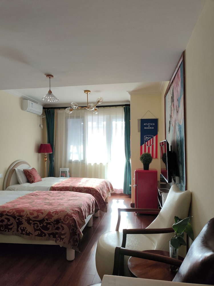 Spanish Flamengo Suite Twin Beded Room photo 3
