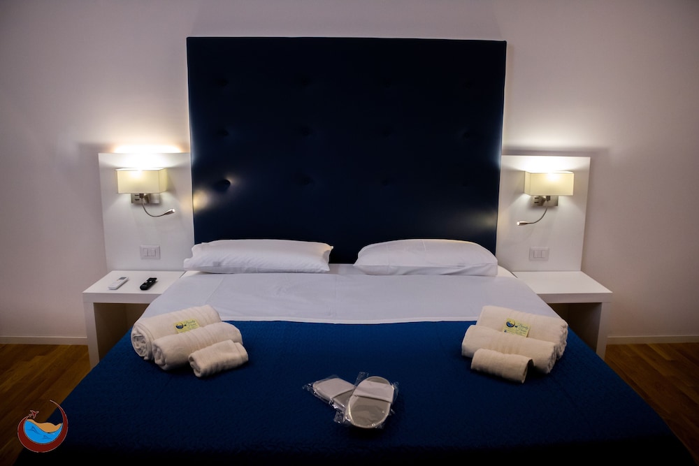 Double or Twin Room photo 2