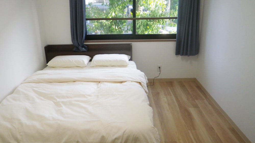 Economy Double Room, Non Smoking photo 2