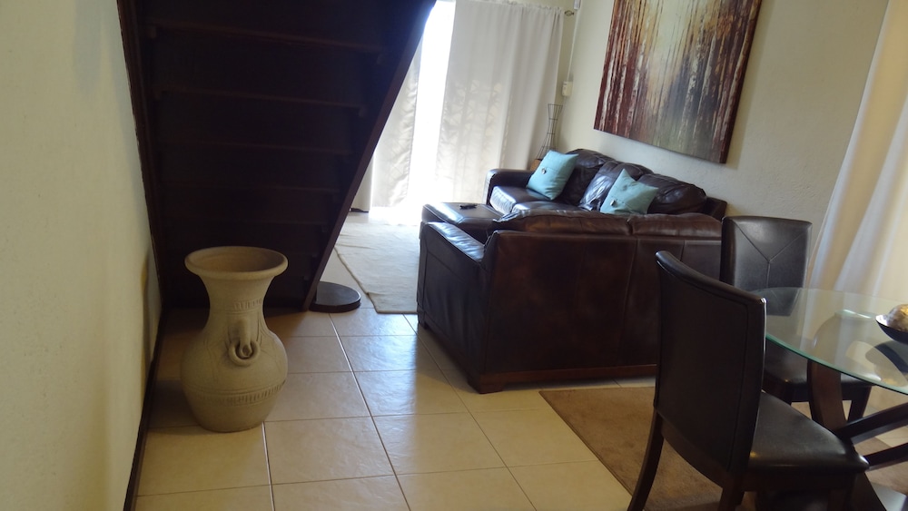 Apartamento Superior, 2 Quartos, Pátio, Vista para a Cidade