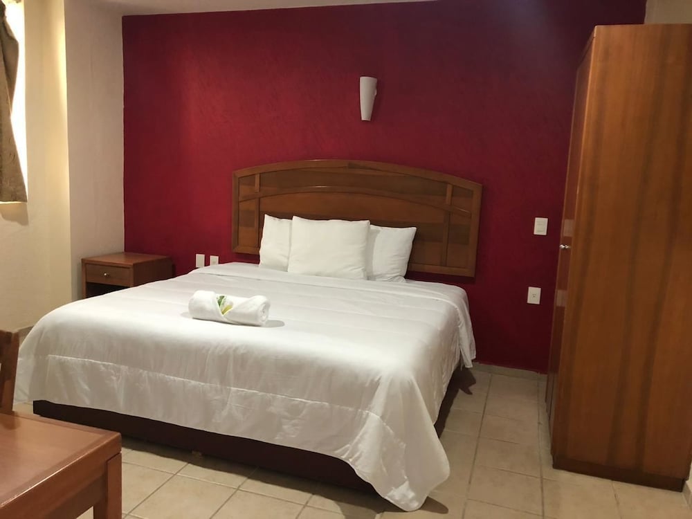 Room, 1 King Bed, Non Smoking photo 1