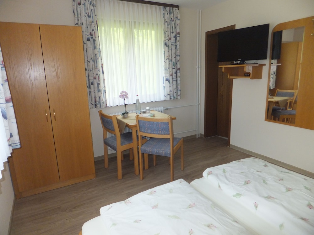 Standard Double Room photo 2
