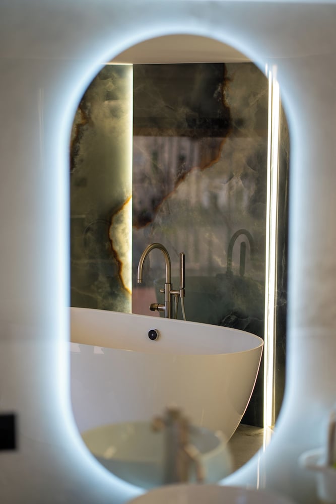 Premium Double Room, Private Bathroom, Courtyard View (Camilleri) photo 2