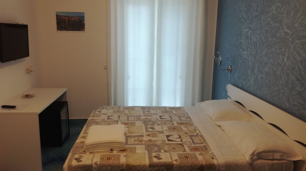 Panoramic Double Room, Garden View (104) photo 2